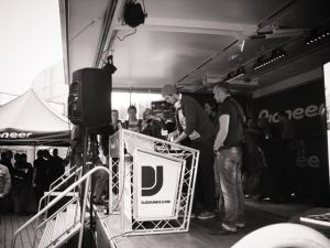 1009759_10201608061028409_2003844602_n[1]